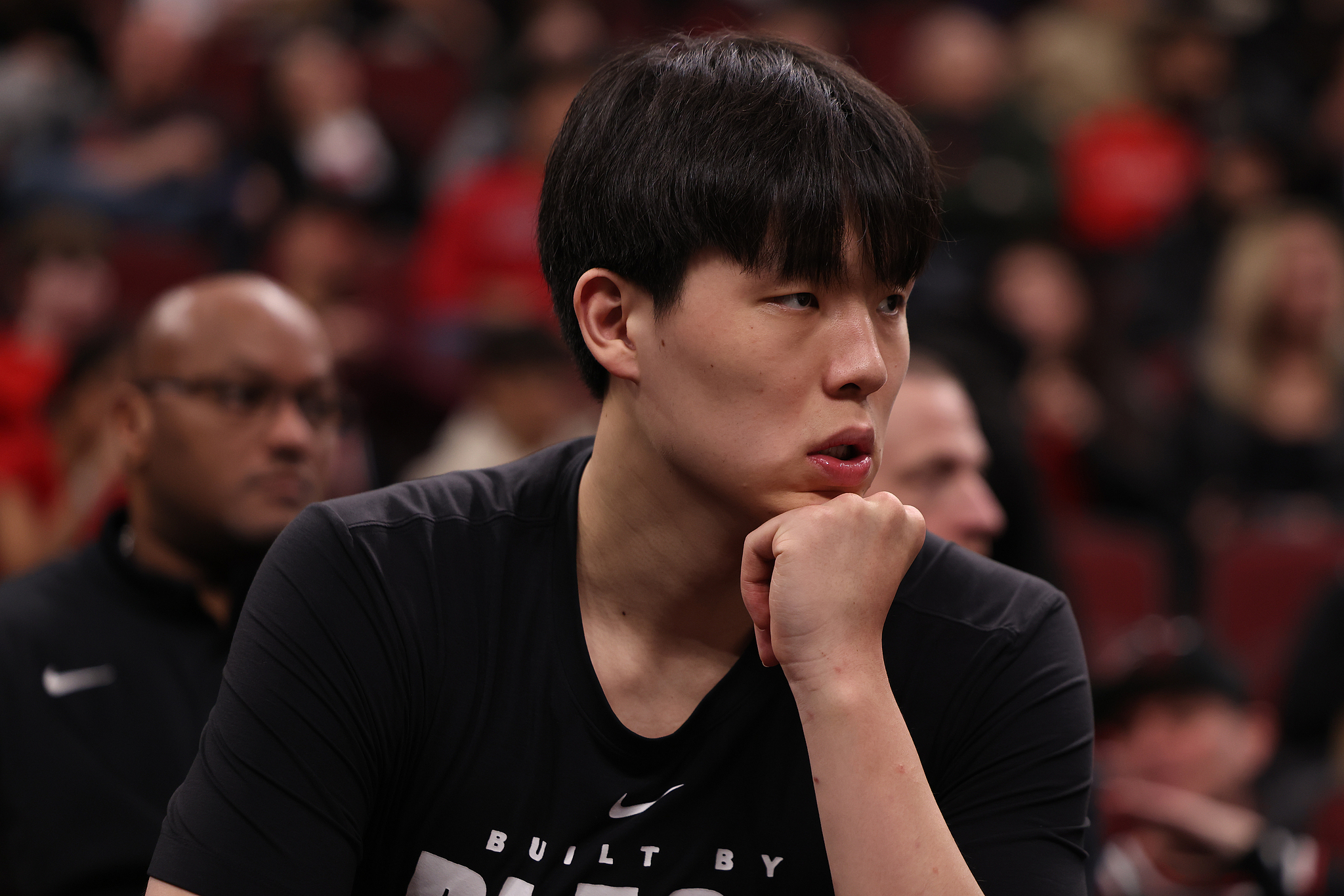 世界杯直播客户端下载-开拓者官方：杨瀚森出战成疑 利拉德夏普继续缺阵